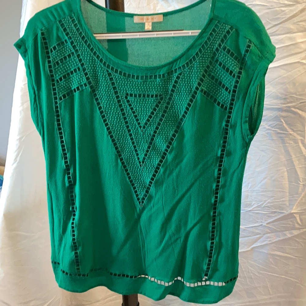 Skies are Blue rayon top with great details.